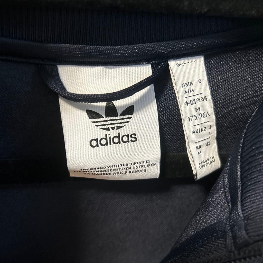adidas トラックジャケット Mサイズ