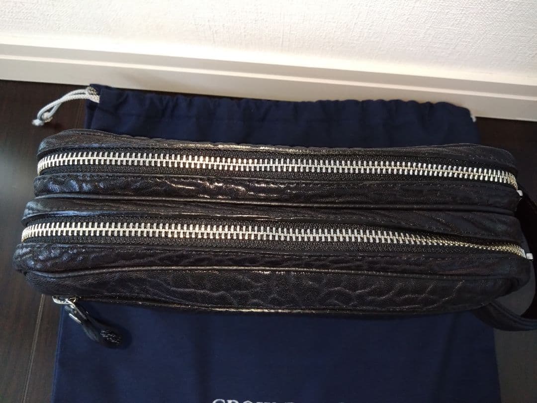 ■新品未使用■CROIX  シールレザー（アザラシ）セカンドバッグ