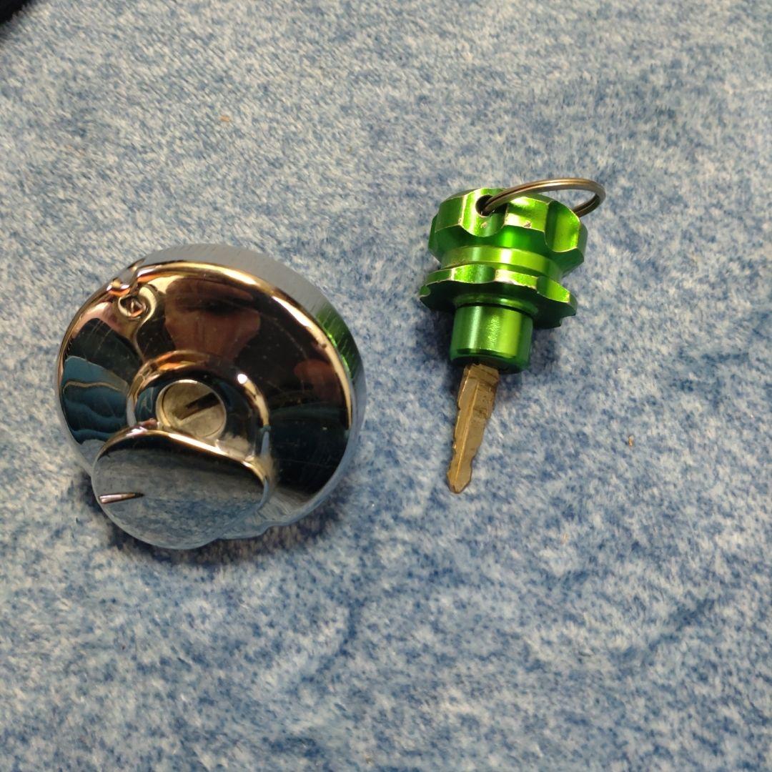 No.375 Z50 純正　5リッターモンキー　3点　キャップKey付