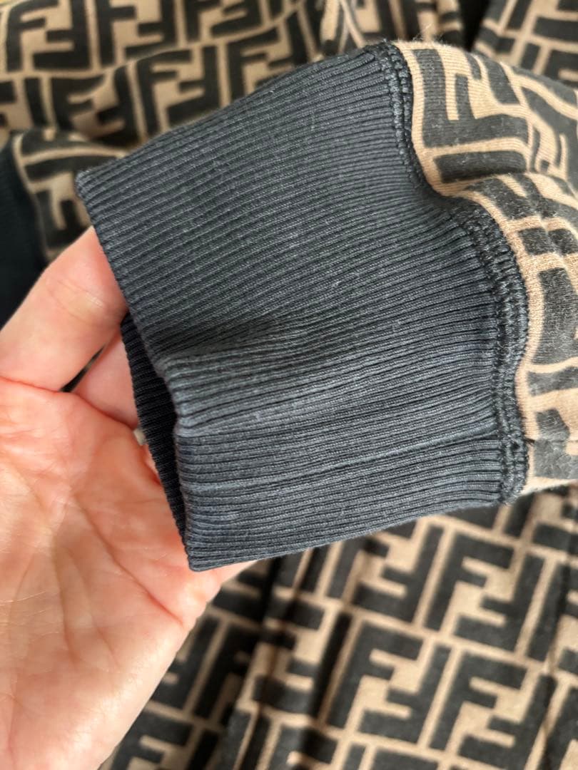 FENDI ズッカ柄オーバーサイズパーカー