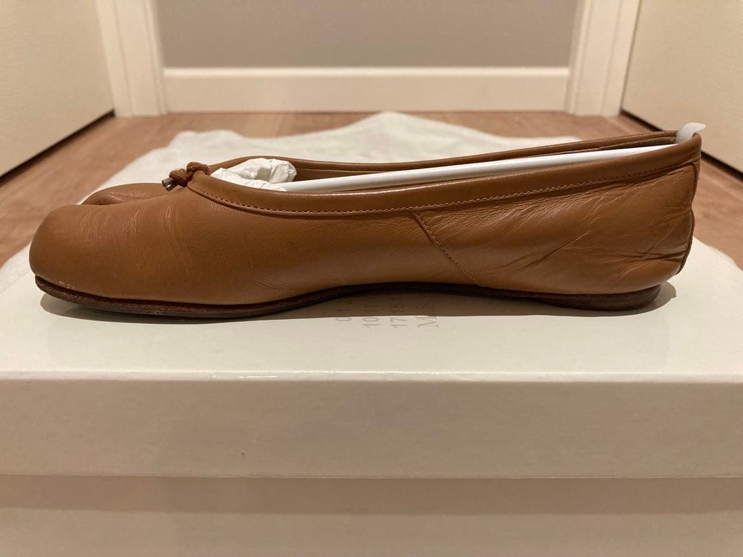 【国内正規店購入】メゾンマルジェラ足袋tabi 22.５㌢〜23㌢ブラウン