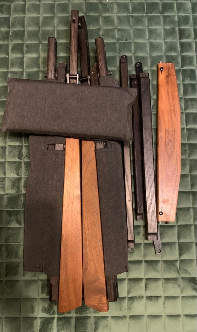 ま*ん様 outsidein カチャカチャチェア カーミットチェア ブラックエデ