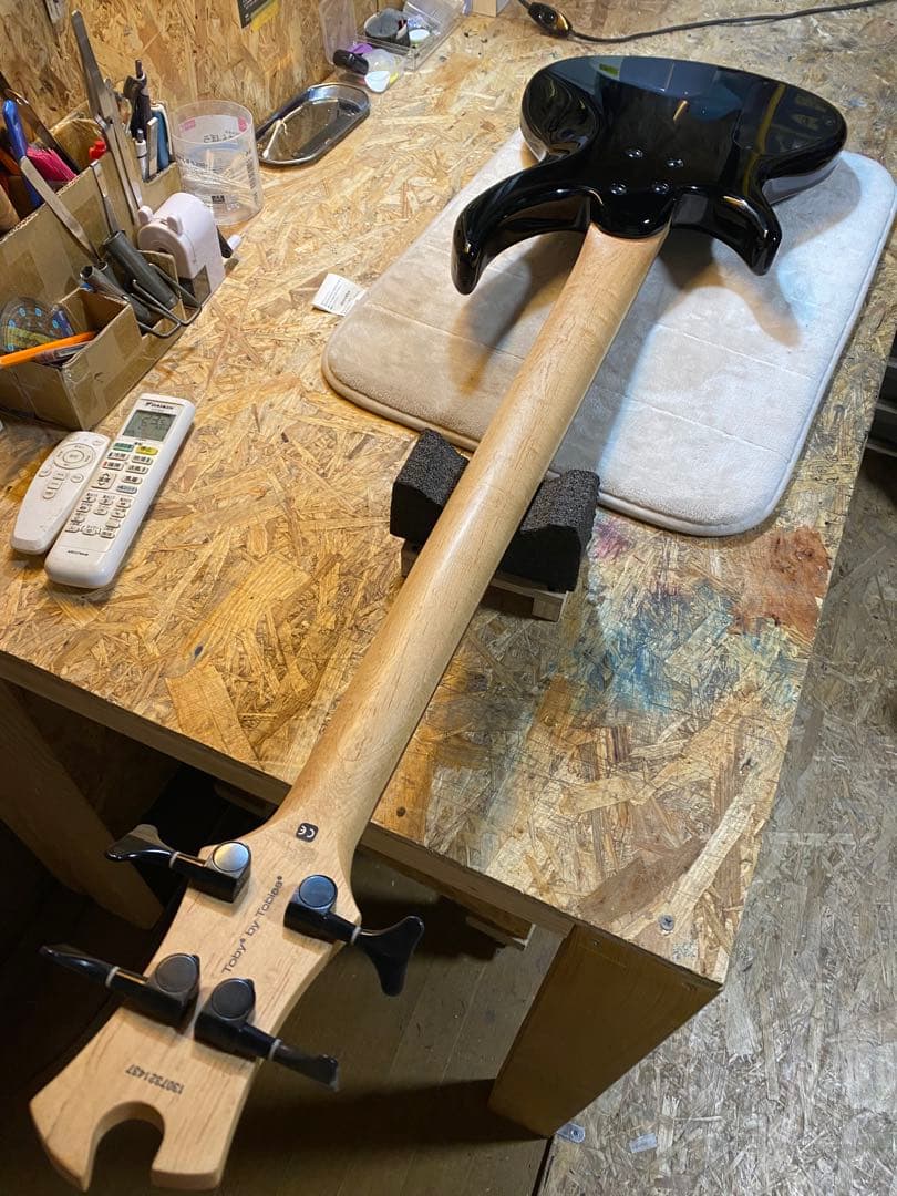 4弦　廉価版tobias 魔改造ジャンク