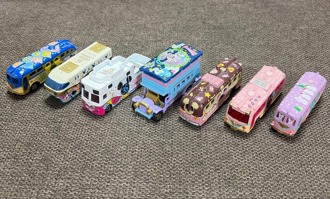 トミカ　ディズニーリゾート　まとめ売り　21台