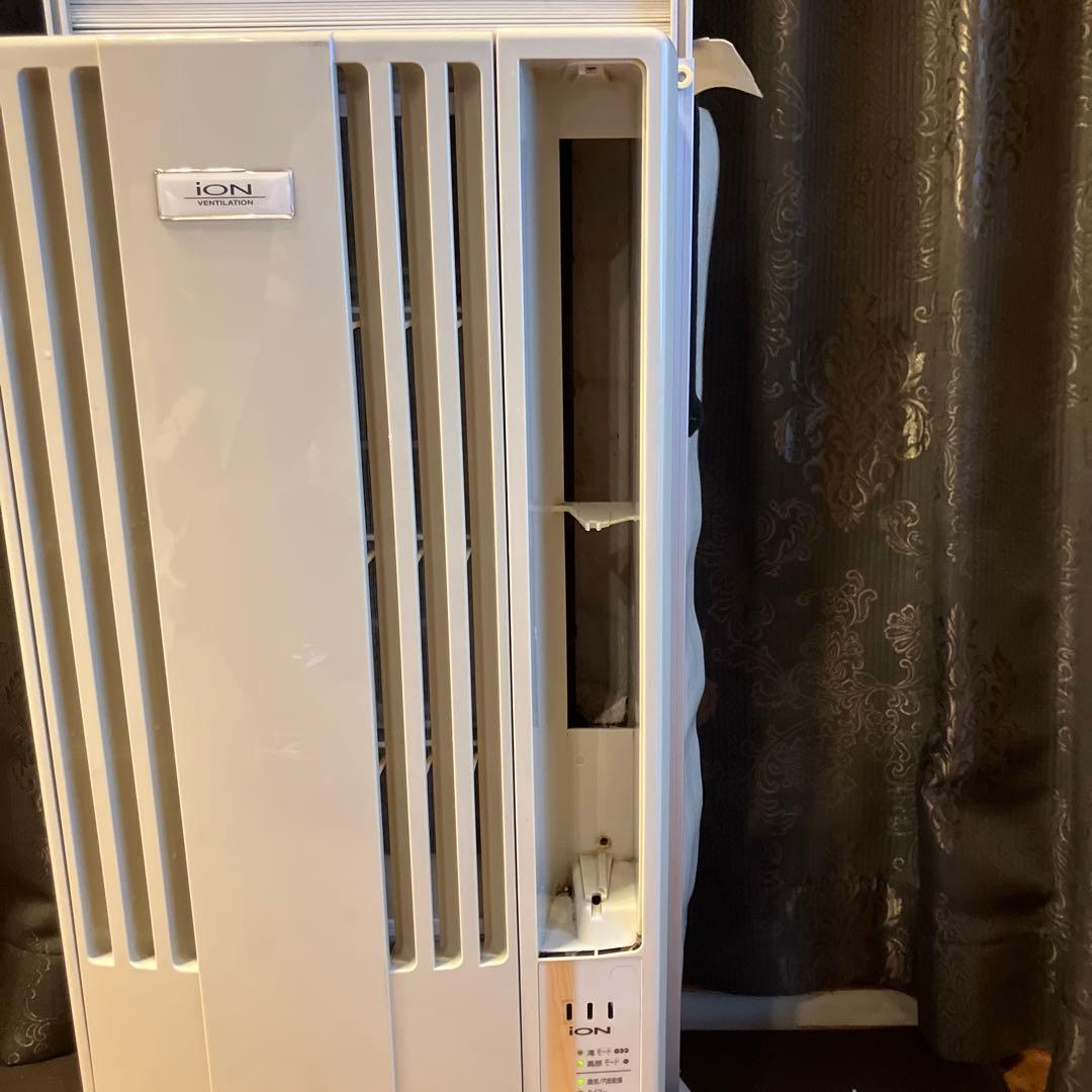 CORONA iON 窓用エアコン　CW-A1813 W