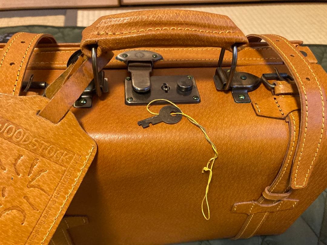 【未使用品】非売品　スヌーピー　レザートランク　　小