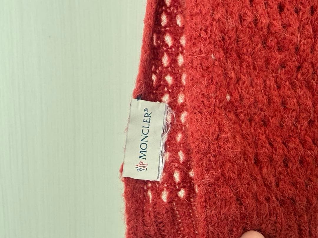 MONCLER 赤 ニットマフラー