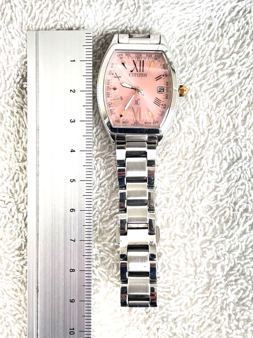 美品❣シチズンクロスシーｘC　ピンク文字盤 希少なトノー型ハッピーフライト　稼働