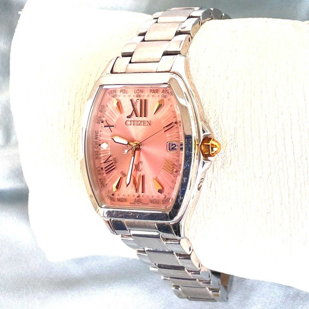 美品❣シチズンクロスシーｘC　ピンク文字盤 希少なトノー型ハッピーフライト　稼働