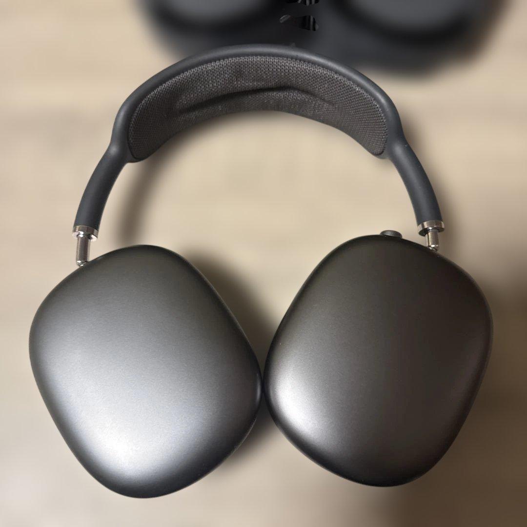 Airpods Max 第一世代　スペースグレー