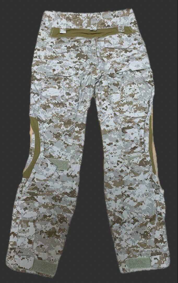 FFI製 cryeタイプ AOR1 上下　SM/R