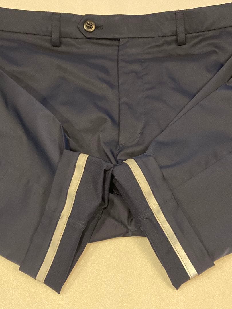 アディダス　セットアップスーツ　　ストレッチ素材　ネイビーカラー　☆美品☆