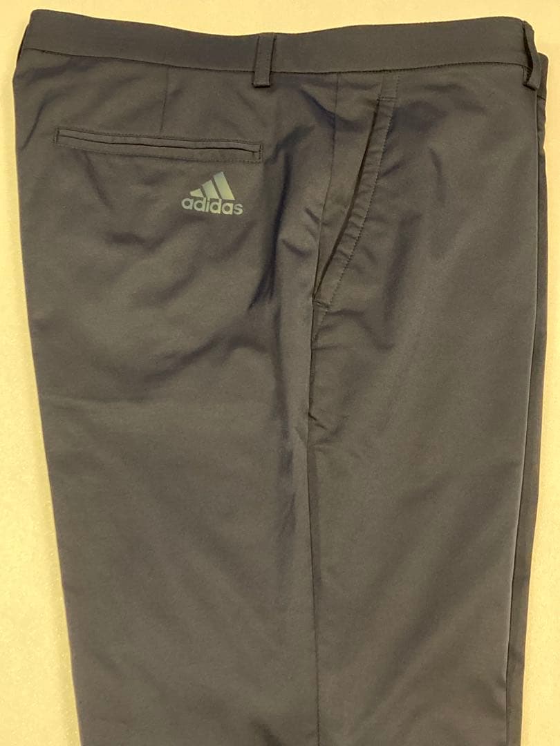 アディダス　セットアップスーツ　　ストレッチ素材　ネイビーカラー　☆美品☆