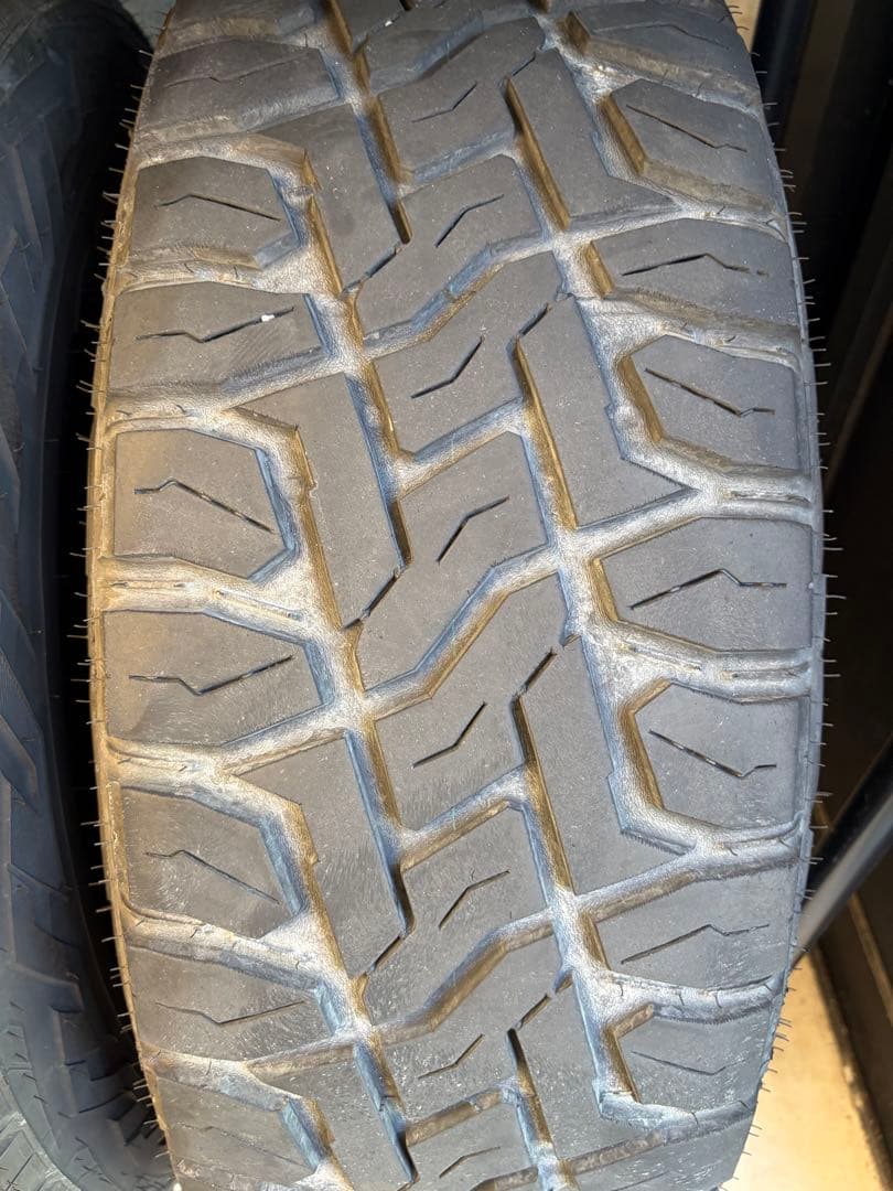 お*ー様 レイズ　チームデイトナM9 ブラックエディション　ハイラックス