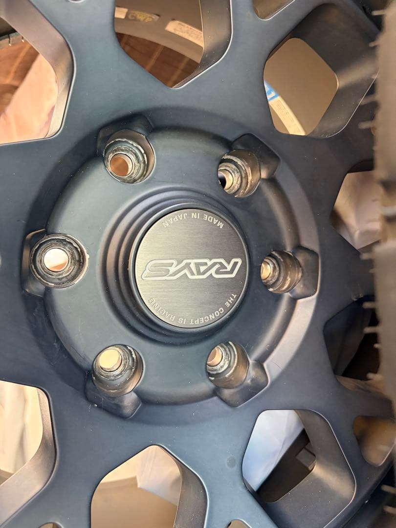 お*ー様 レイズ　チームデイトナM9 ブラックエディション　ハイラックス