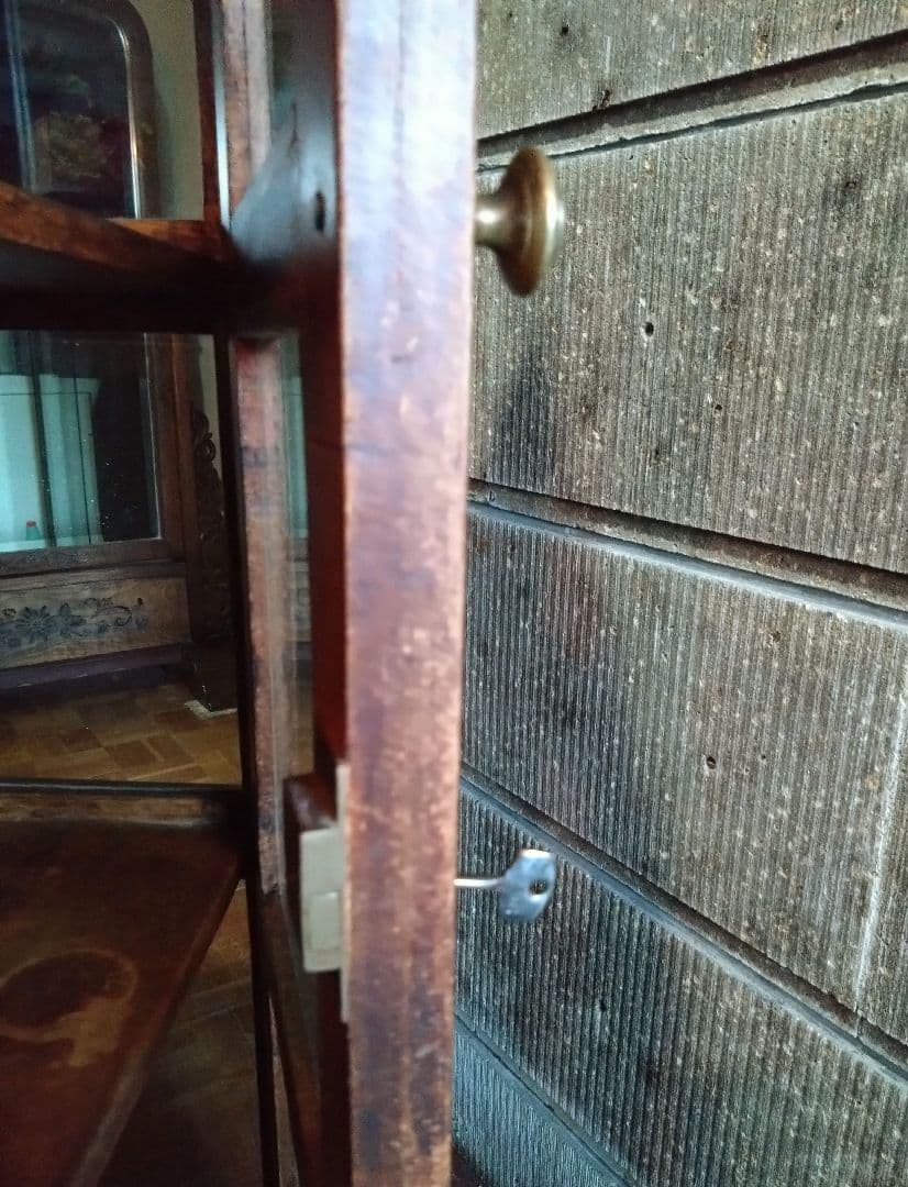 Old Maison 製　ヴィンテージ家具　木製キャビネット　飾り棚　引き取り可