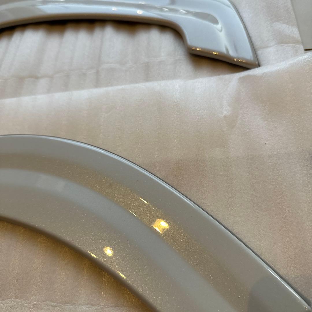 カローラクロス フロントフェンダー リア モデリスタ 新品未使用 白