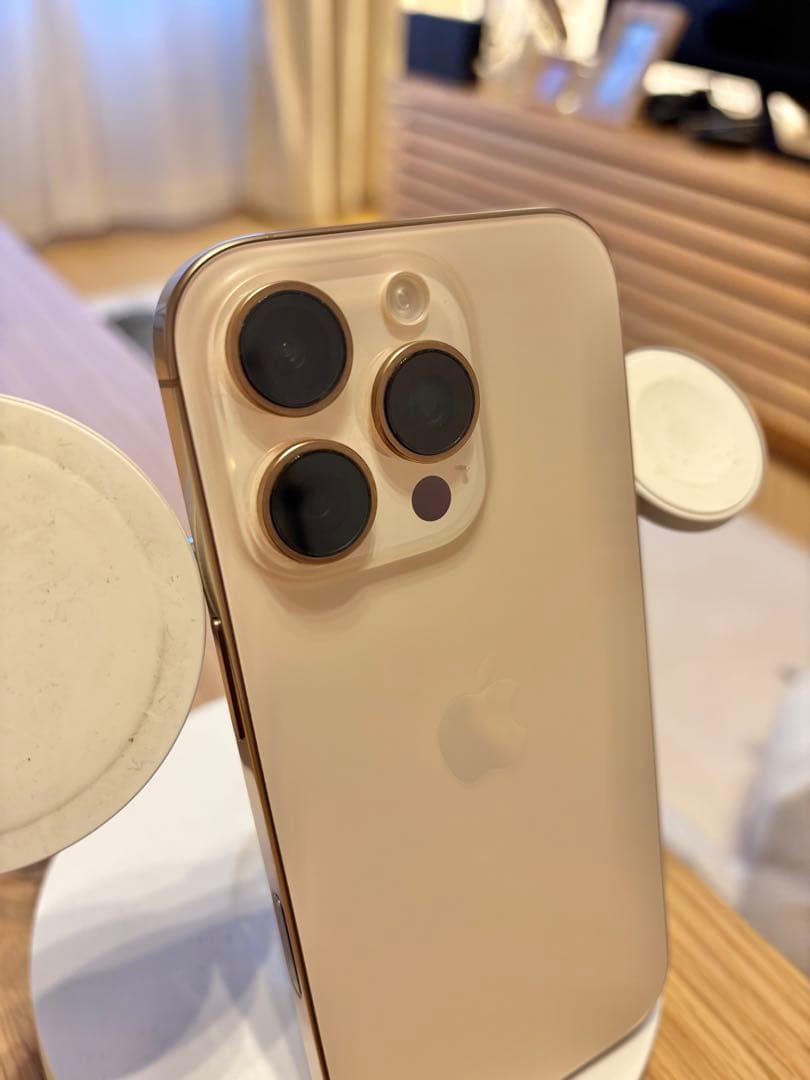 美品iPhone16 Pro 128GB デザートチタニウム