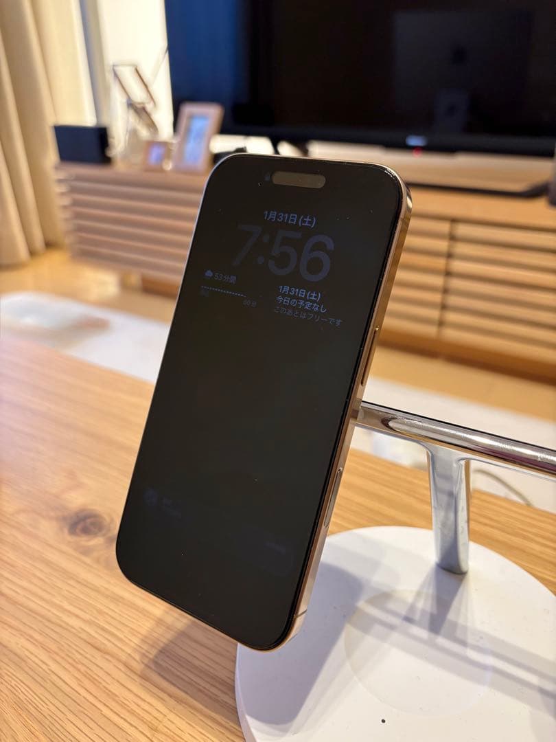 美品iPhone16 Pro 128GB デザートチタニウム