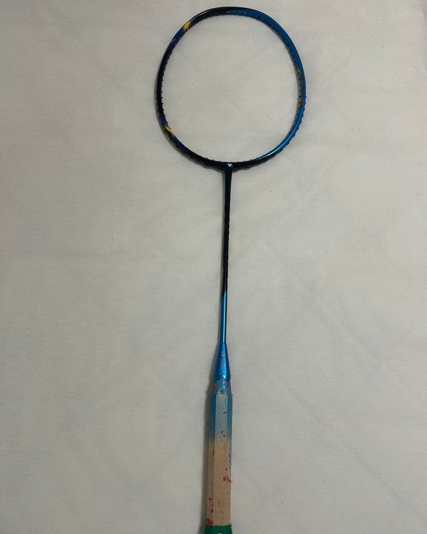 ASTROX 77 バドミントンラケット