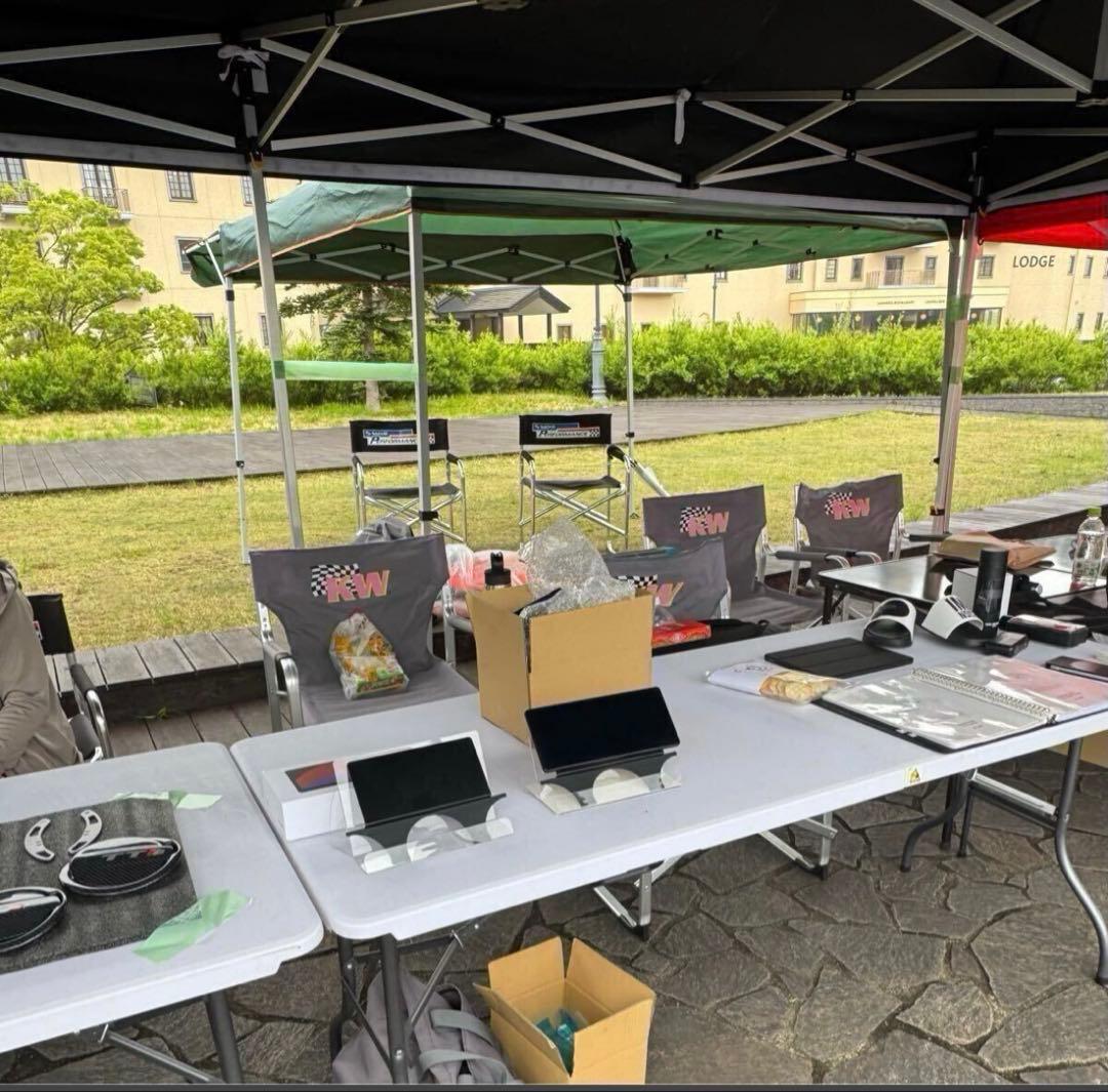 残り3枚、AUDI TT（8S）専用モニターステー　非売品（艶消し黒塗装済み）