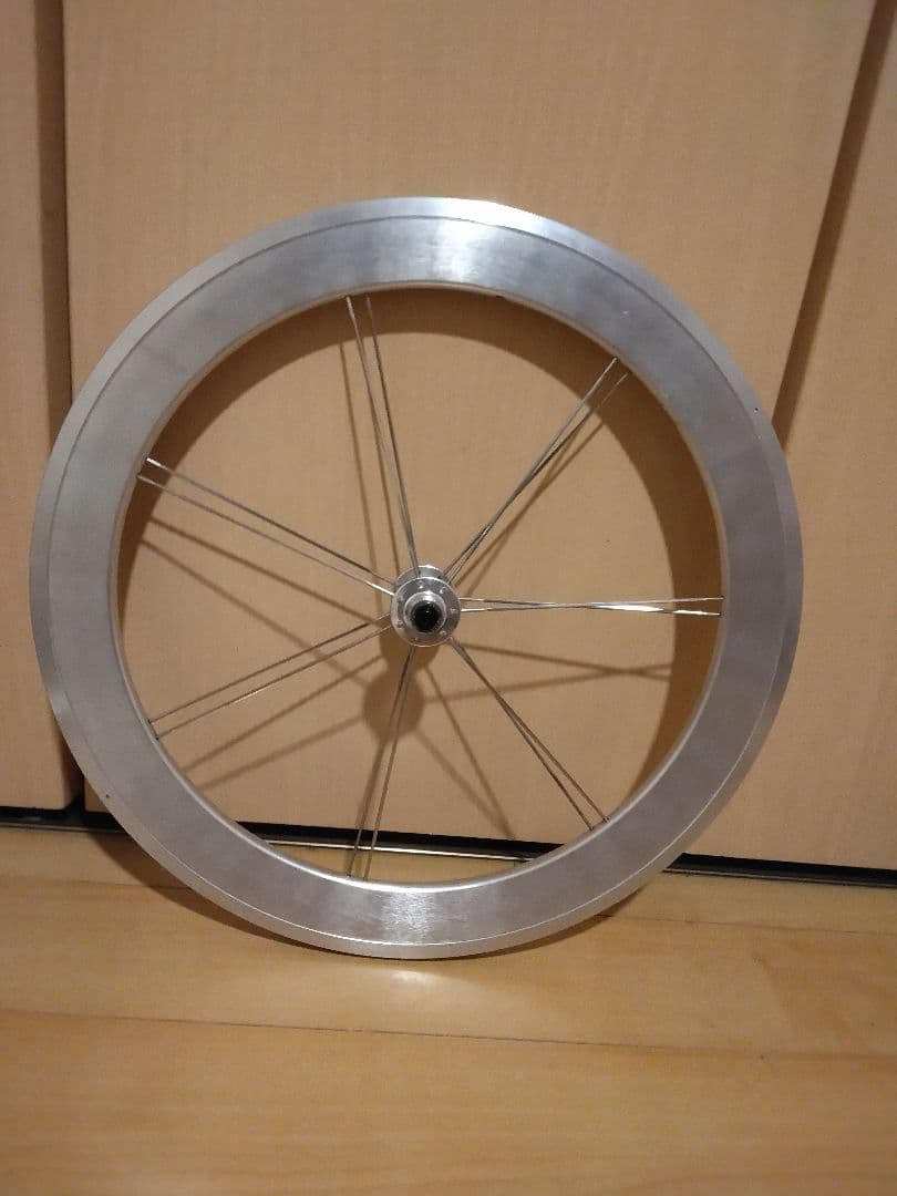 kinetix pro x20インチ406ホイール前輪