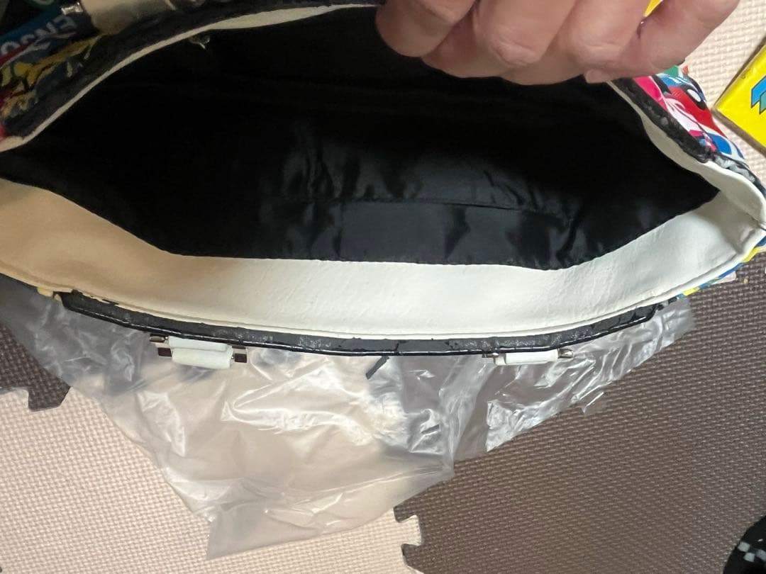 トミカゴルフ新品訳ありホワイトカラフルゴルフバッグ小w32×D12×H19