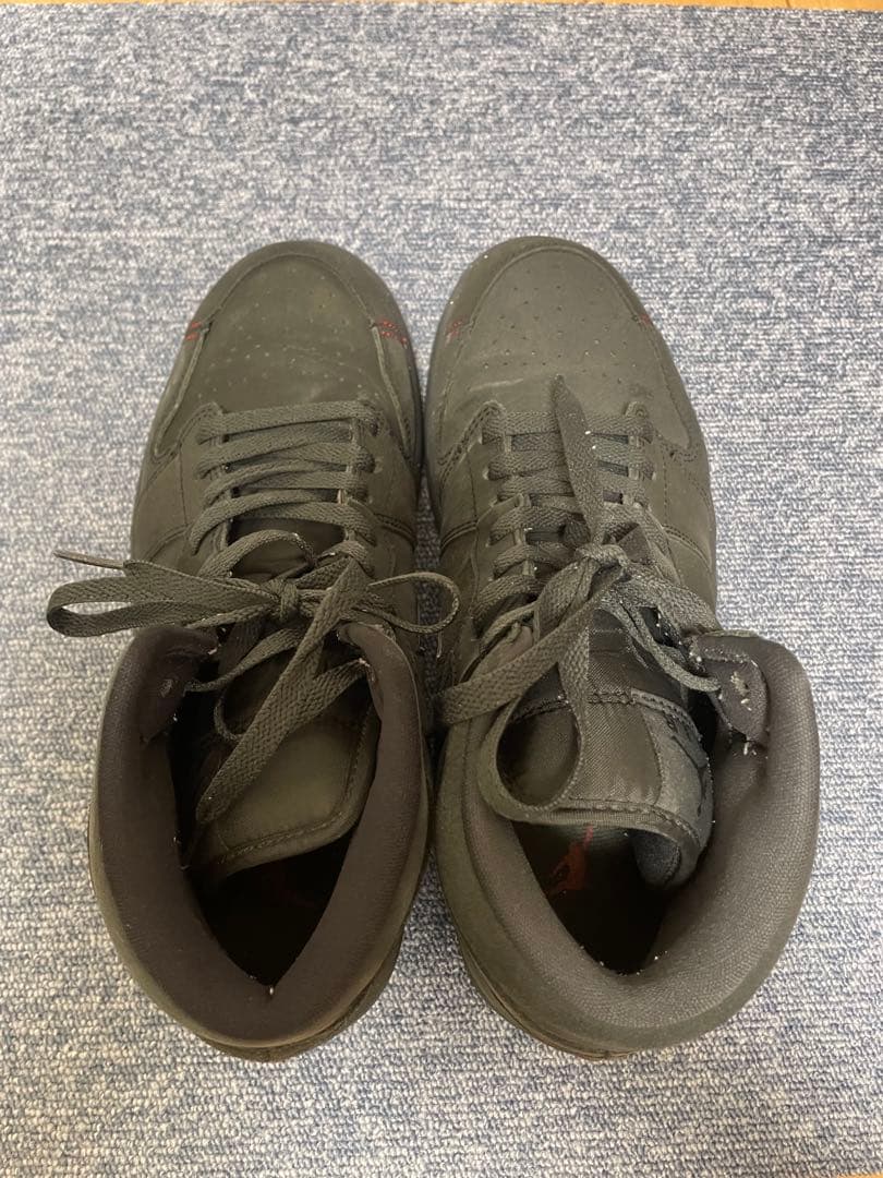 ☆送料込み☆ NIKE AIRJORDAN1 スニーカー　MID SEクラフト