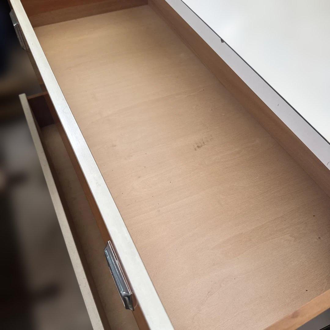 h*o様 昭和レトロ　レトロポップ　オレンジ色の5段チェスト