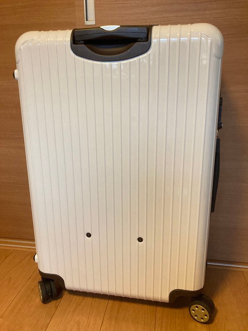 美品　リモワ　82L ハワイ限定ホワイト　RIMOWA　サルサデラックス　4輪