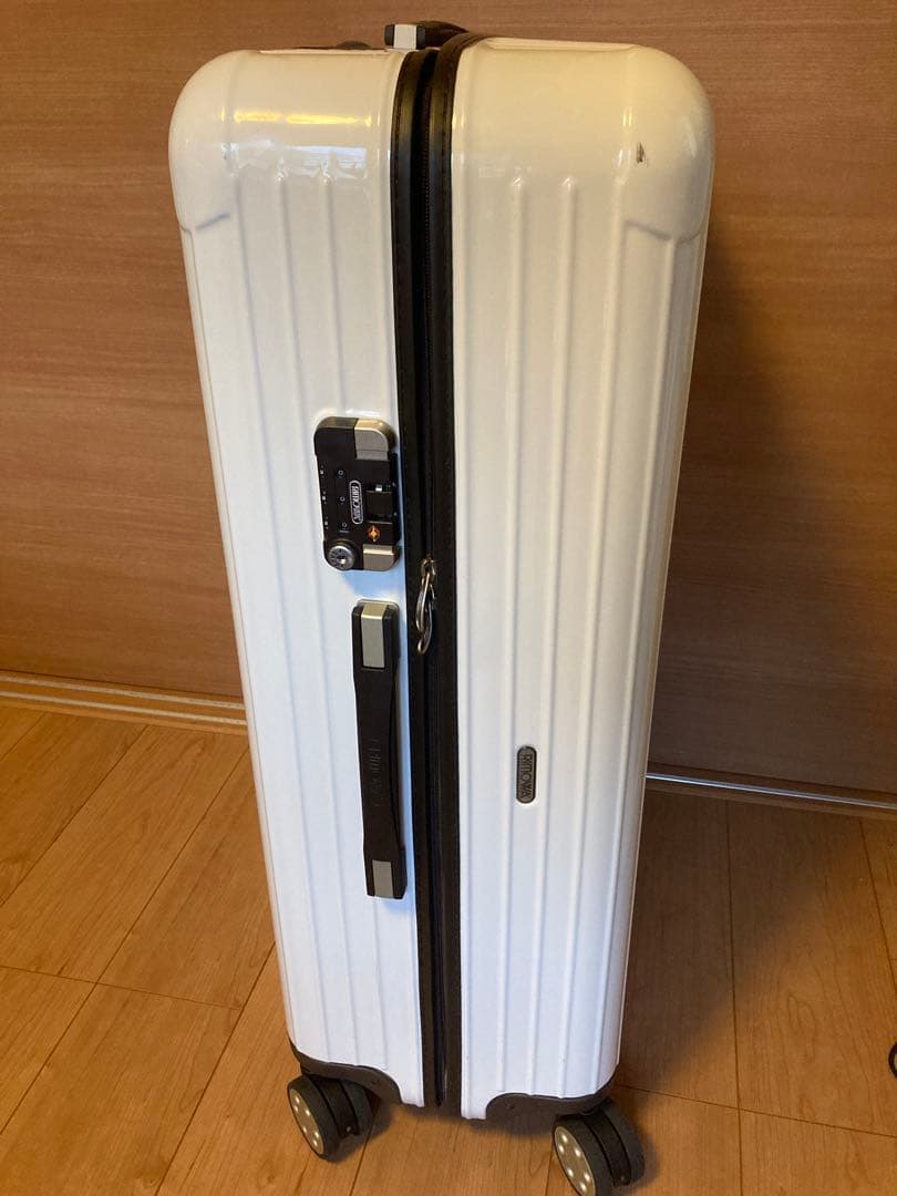 美品　リモワ　82L ハワイ限定ホワイト　RIMOWA　サルサデラックス　4輪