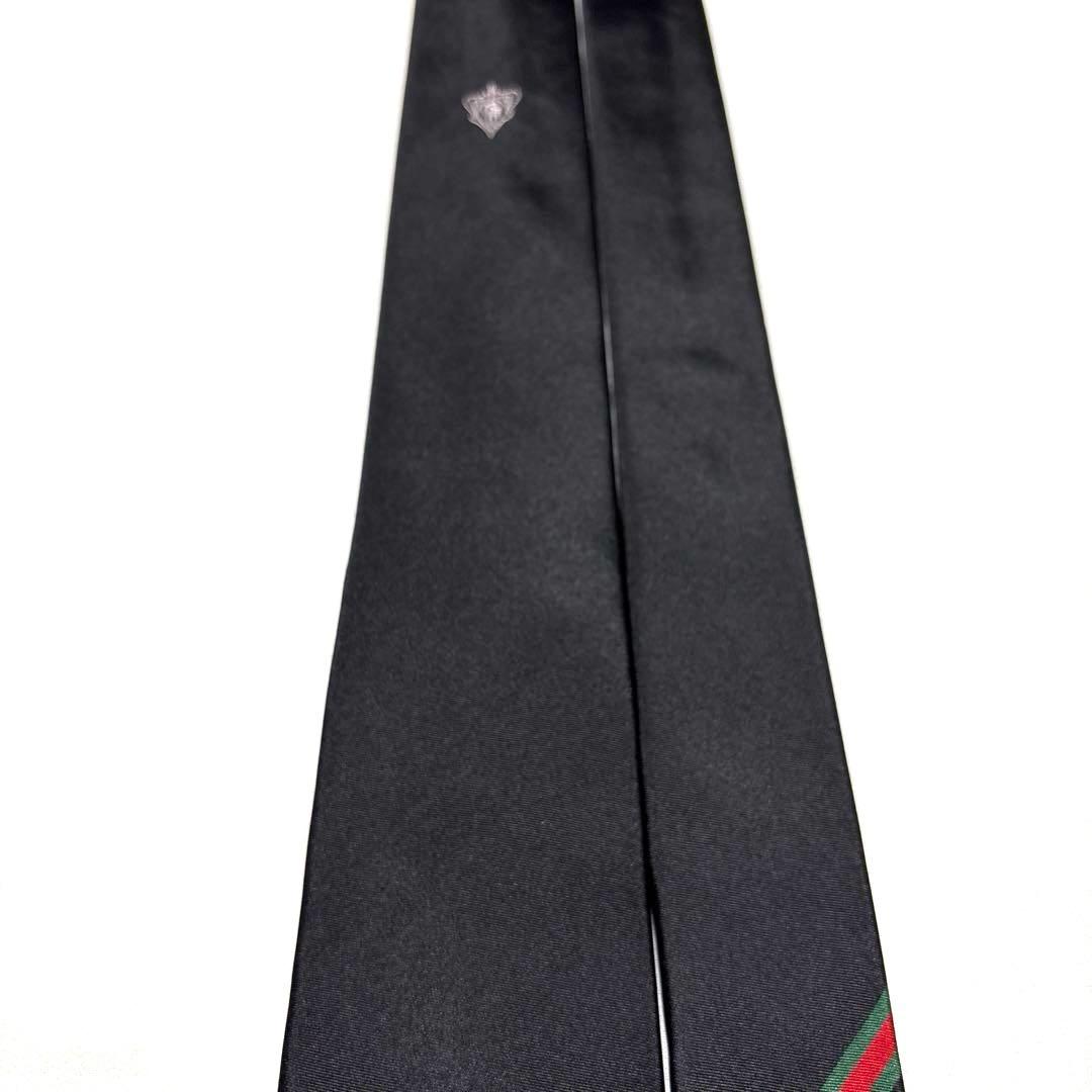 極美品　GUCCI グッチ　ネクタイ　ブラック　無地　ロゴ　シェリーライン　光沢
