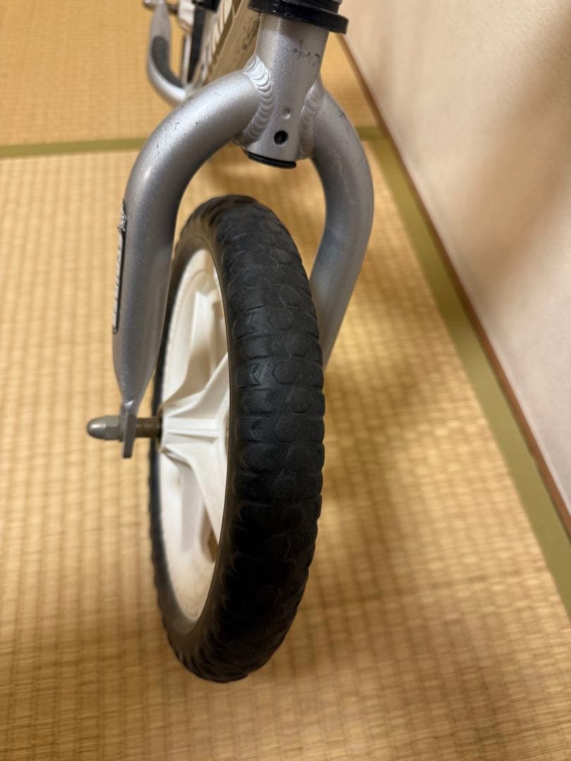 ストライダー 12Pro キッズ用ランニングバイク STRIDER PRO