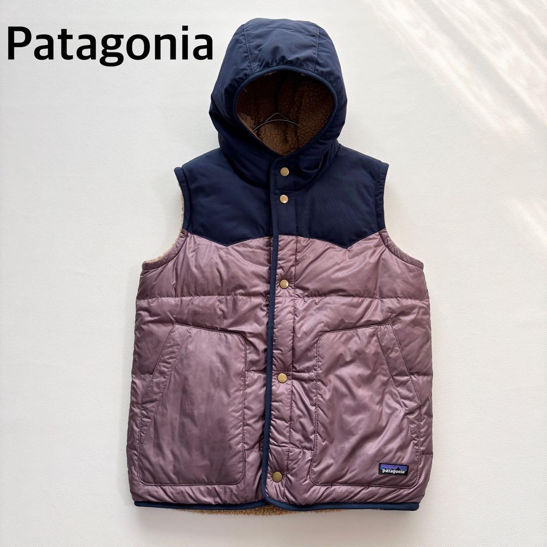 01864△△パタゴニア　リバーシブル　ボアベスト　フーディ　ダウンベスト　XL