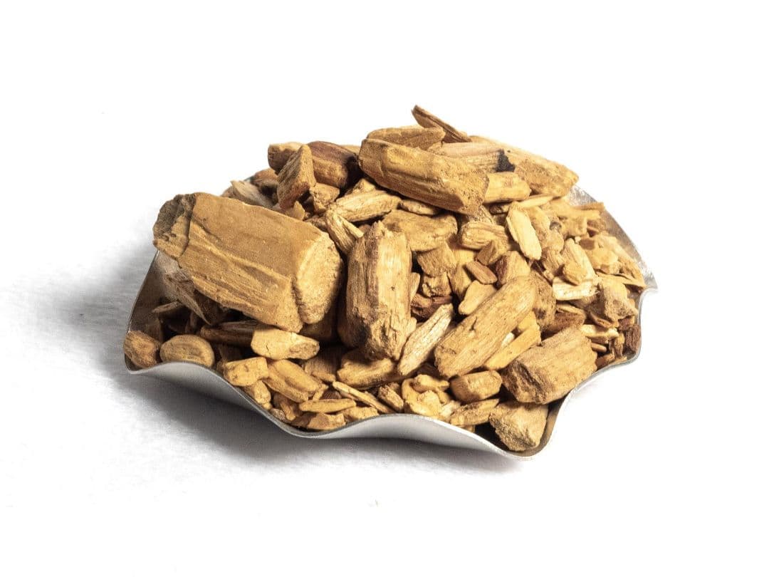 1kg★激安ご奉仕★希少☆神秘的な香り【聖なる樹バロサント香ウッドフレーク】…