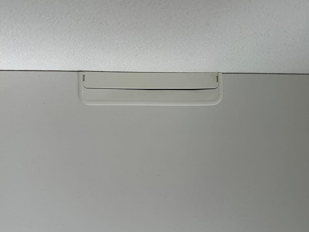 【それそら】IKEA ベストー　テレビ台　120x42x48 cm