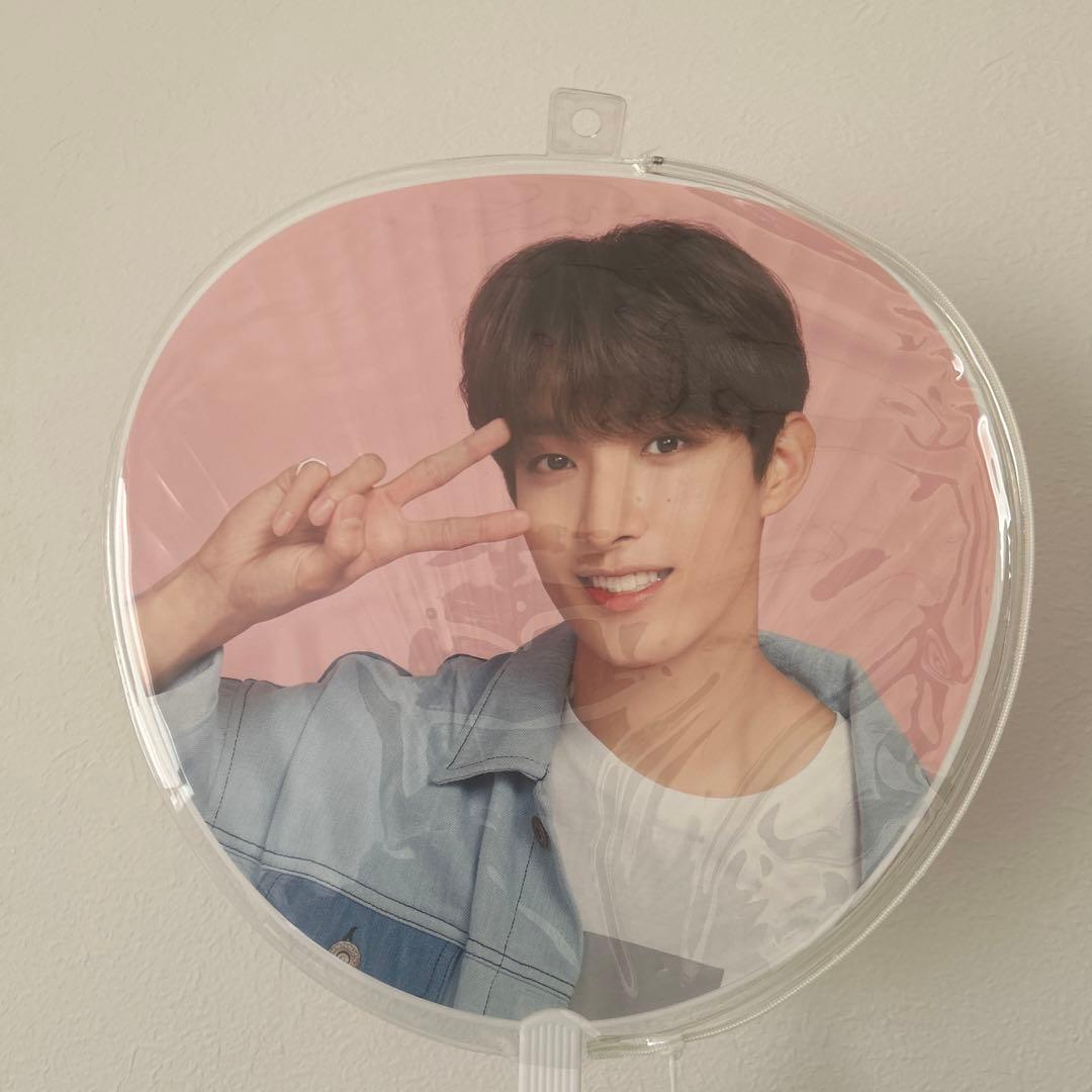 ドギョム　うちわ　セット