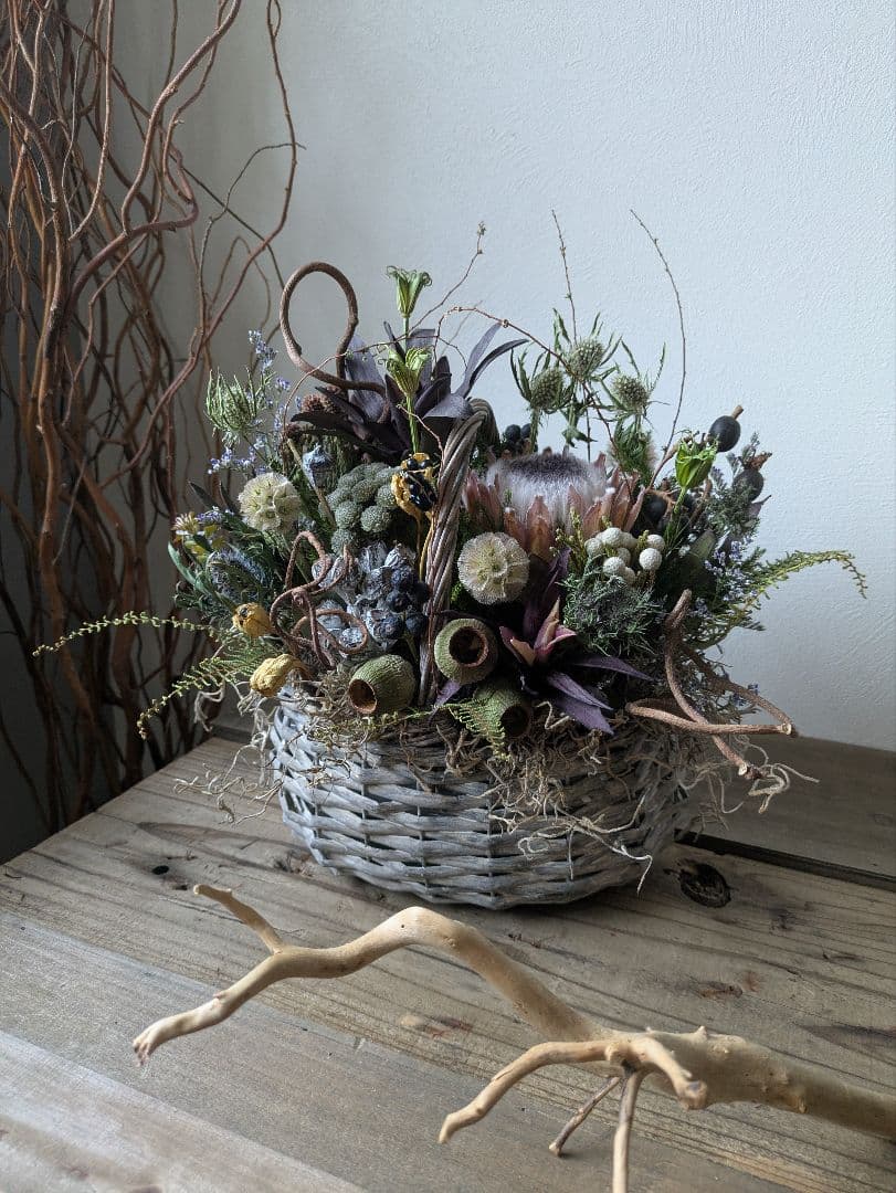 ドライフラワー　インテリア　バスケットアレンジメント