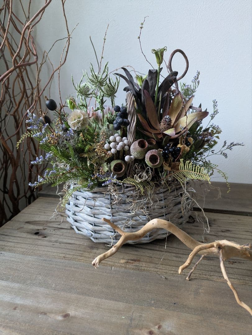 ドライフラワー　インテリア　バスケットアレンジメント
