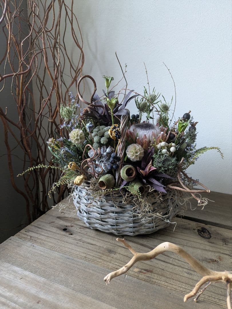 ドライフラワー　インテリア　バスケットアレンジメント