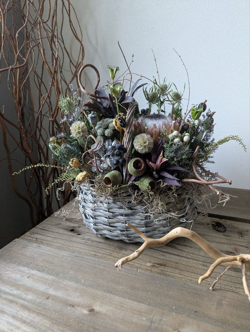 ドライフラワー　インテリア　バスケットアレンジメント