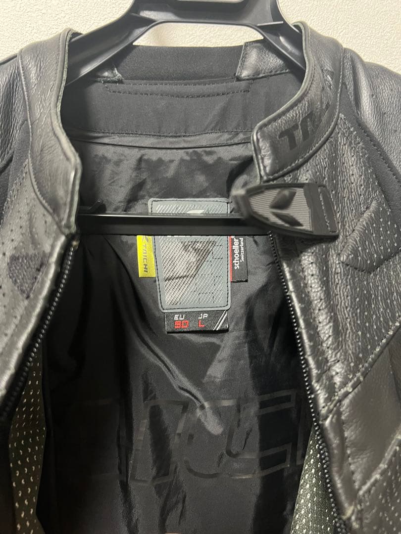 タイチ　レザージャケット