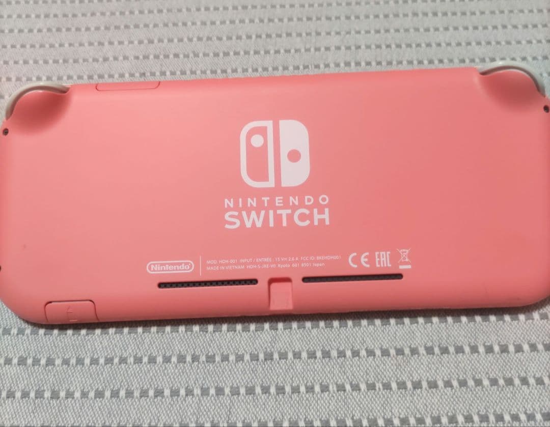 Switch Lite本体　コーラル　どうぶつの森セット