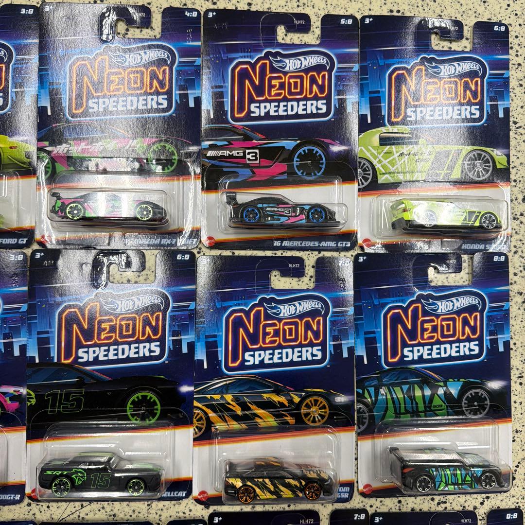 Hot Wheels Neon Speeders ミニカーセット 23台