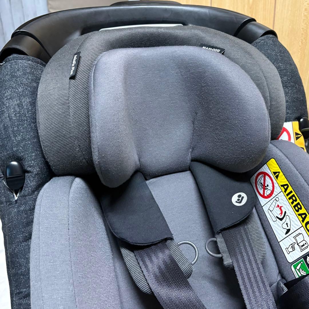 マキシコシ アクシスフィックスプラス isofix チャイルドシート 清掃済み