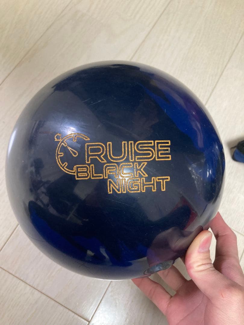 900 GLOBAL クルーズブラックナイト ボウリング　ボール　15ポンド