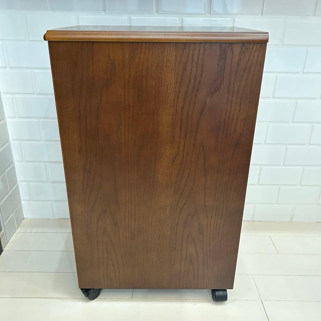 東海家具　鍵付き　4段 チェスト ワゴン木製　アンティーク　TOKAIKAGU