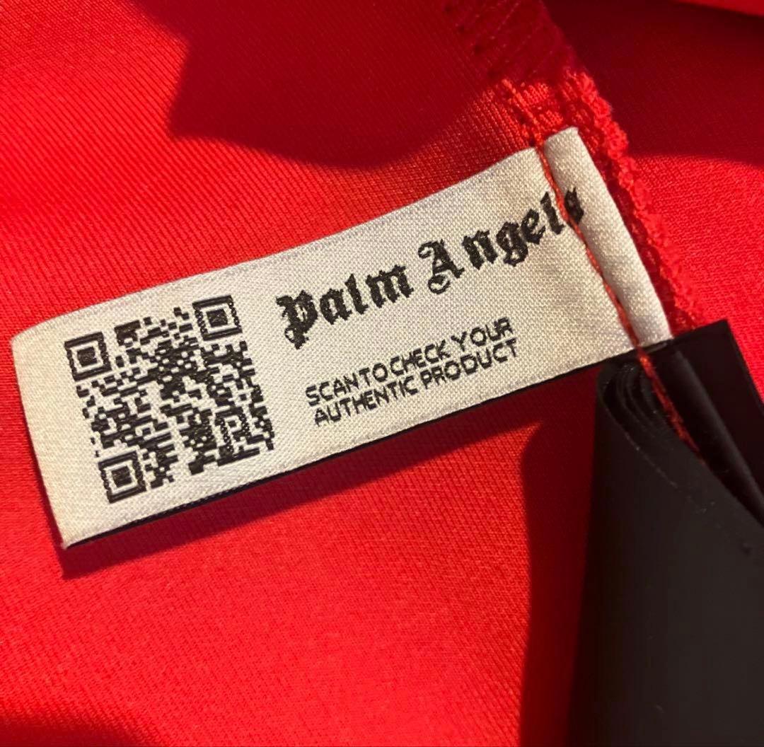 Palm Angels 上のみ