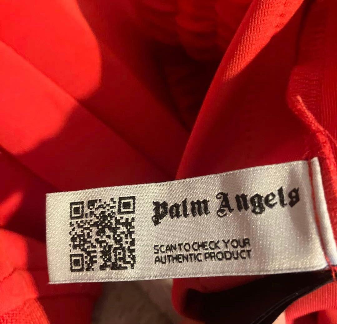 Palm Angels 上のみ