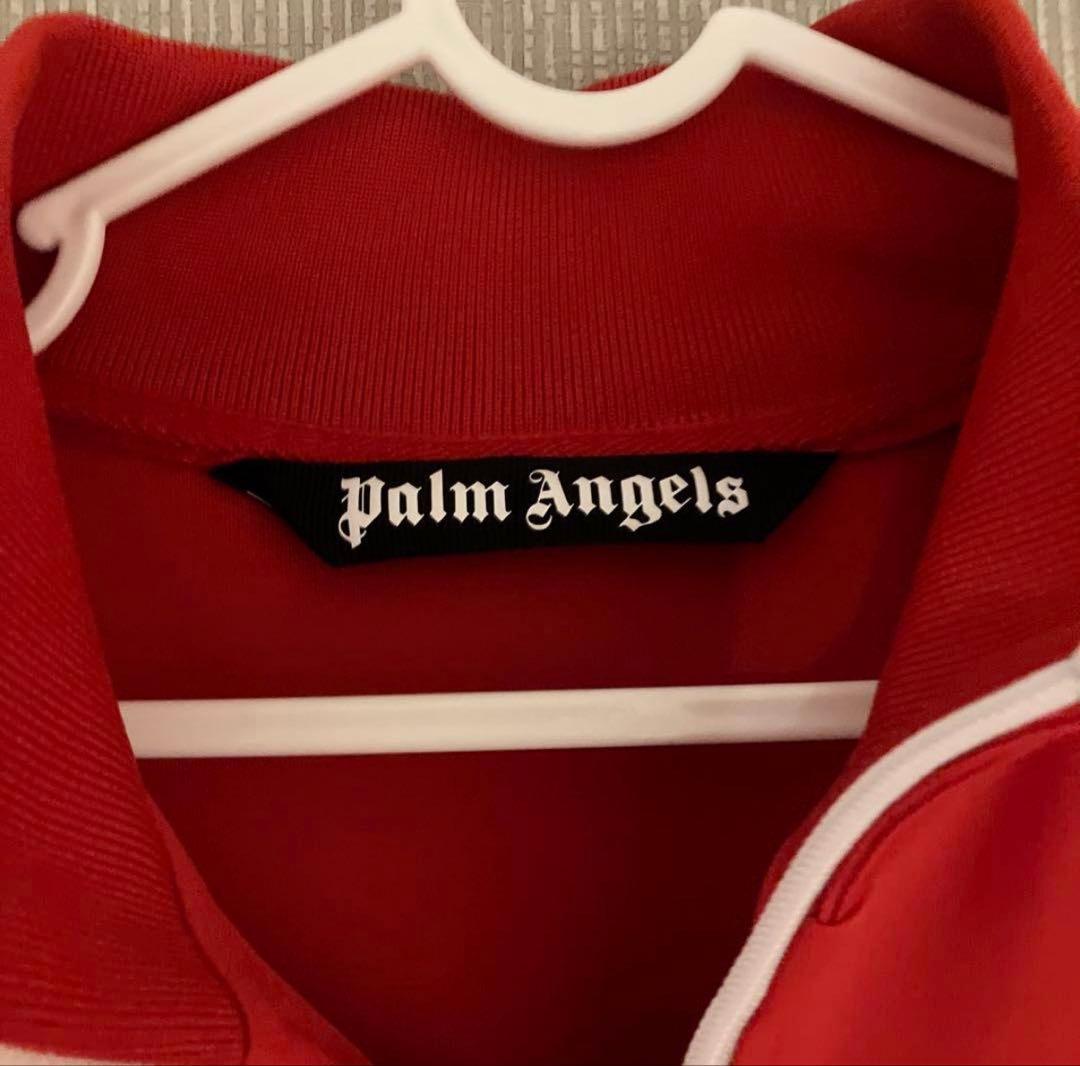 Palm Angels 上のみ